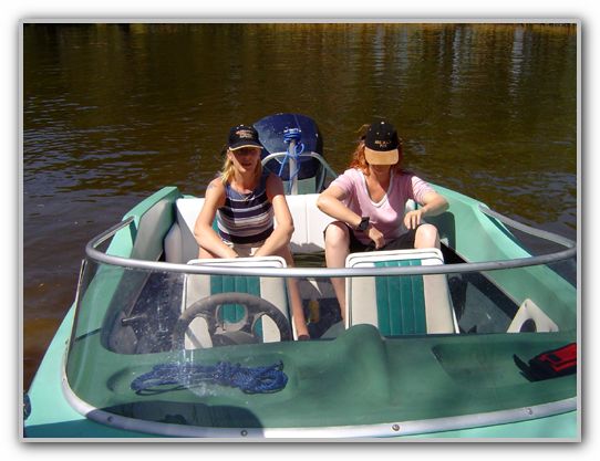 Shani & SJ on boat